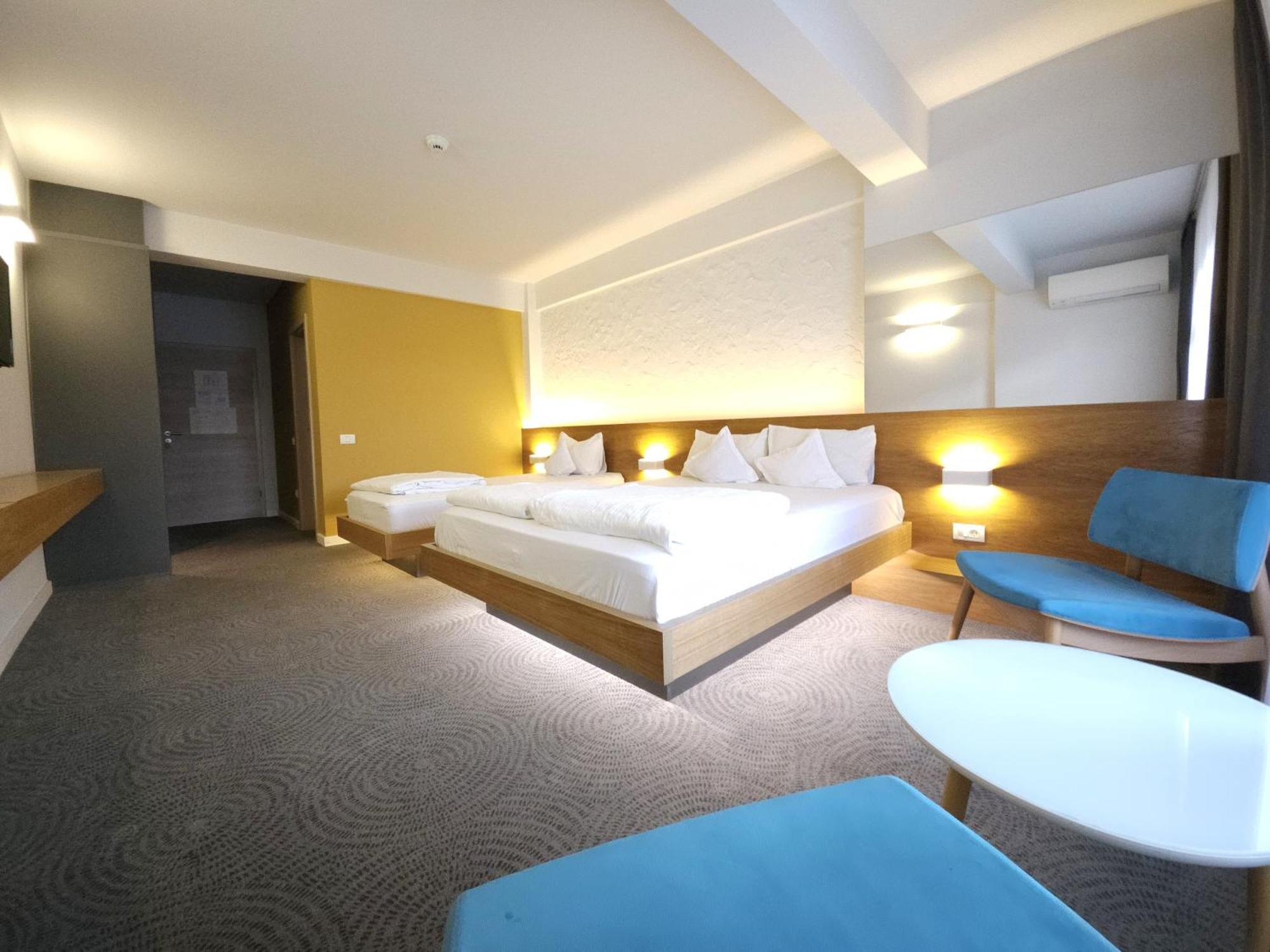 Hotel Silva Timişoara Exteriör bild