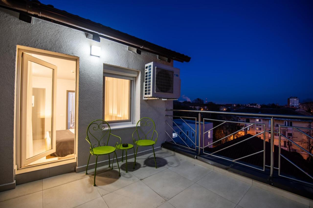 Hotel Silva Timişoara Exteriör bild